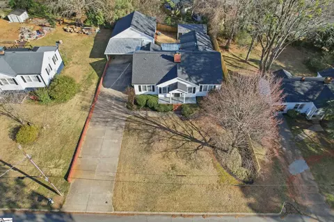 View/Area - 304 E 2nd Ave, Easley, SC 29640 photo 2 of 3