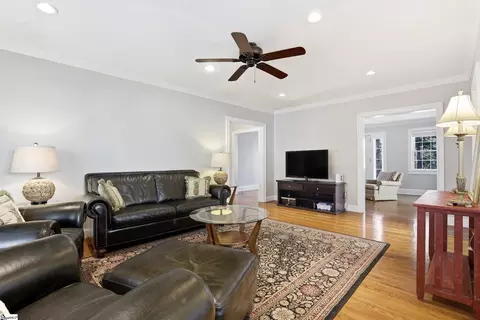 Living - 304 E 2nd Ave, Easley, SC 29640 photo 2 of 2