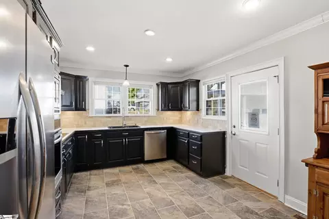 Kitchen - 304 E 2nd Ave, Easley, SC 29640 photo 2 of 4