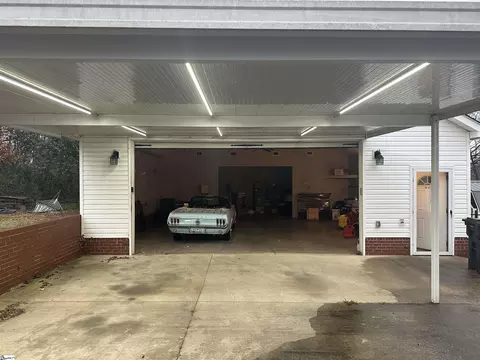Other - 304 E 2nd Ave, Easley, SC 29640 photo 5 of 10