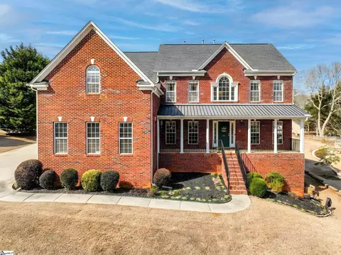 19 Neyland Dr, Fountain Inn, SC 29644