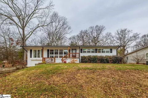 209 Boyd Ave, Simpsonville, SC 29681