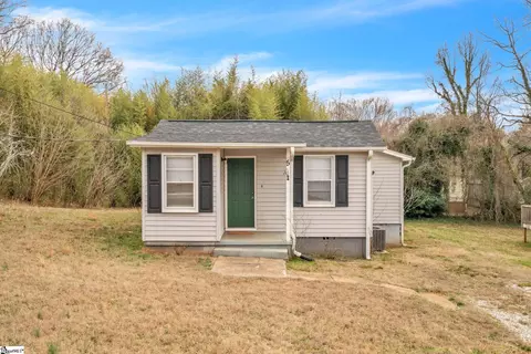 5 Bagwell Ave, Greenville, SC 29611