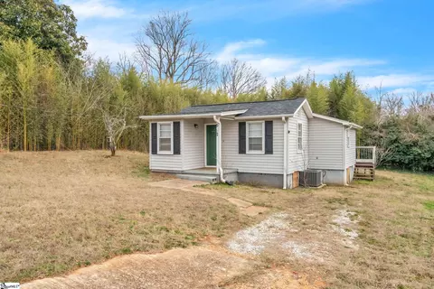 5 Bagwell Ave, Greenville, SC 29611