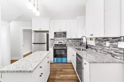 Kitchen - 207 Zig Zag Rd, Cross Hill, SC 29332 photo 2 of 2