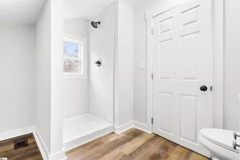 Bath - 207 Zig Zag Rd, Cross Hill, SC 29332 photo 3 of 3