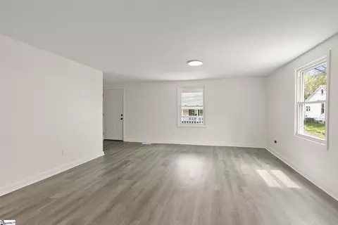 Living - 203 Orr St, Honea Path, SC 29654 photo 3 of 3