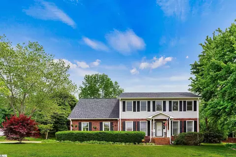 230 Donegal Dr, Moore, SC 29369
