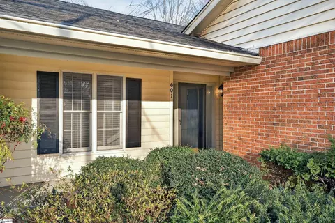 601 Dove Ter, Greenville, SC 29605