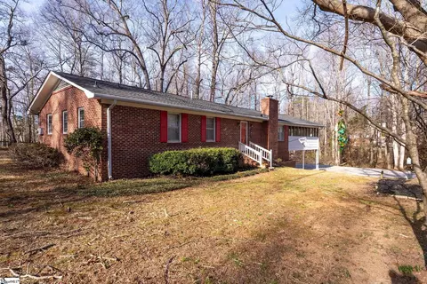 114 Oakland Ave, Marietta, SC 29661