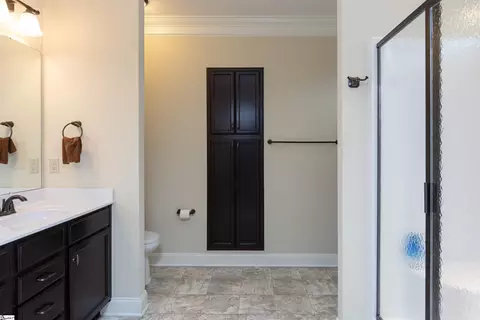 Entry Way - 610 Ladowick Ct, Moore, SC 29369 photo 2 of 3
