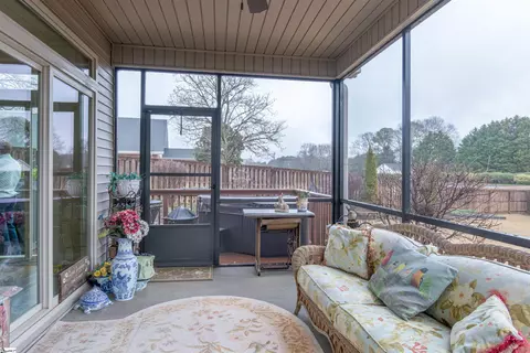 Exterior - 610 Ladowick Ct, Moore, SC 29369 photo 6 of 8