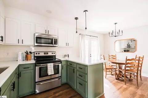 Kitchen - 103 Downing Pl, Greer, SC 29650 photo 2 of 2
