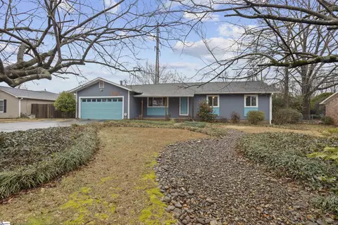 104 Baldwin Cir, Mauldin, SC 29662