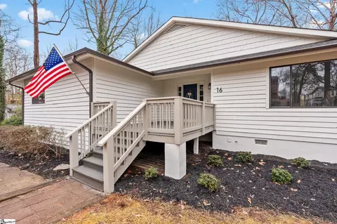 16 Hoppin John Ln, Taylors, SC 29687