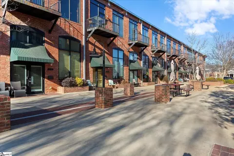 300 South St UNIT 221, Simpsonville, SC 29681