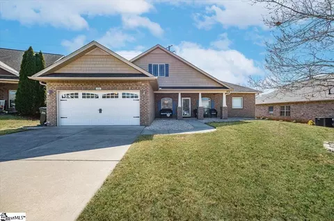 106 Reedy Springs Ln, Greenville, SC 29605