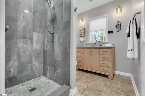 Bath - 3 Maritime Dr, Salem, SC 29676 photo 6 of 6