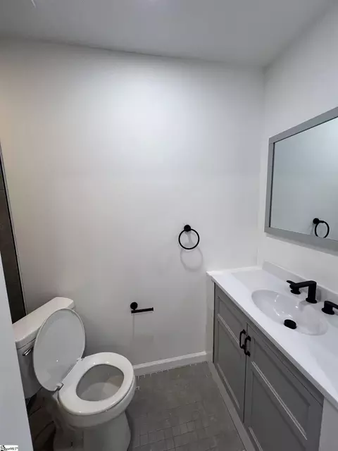Bath - 1 Hawthrone St, Honea Path, SC 29654 photo 3 of 4