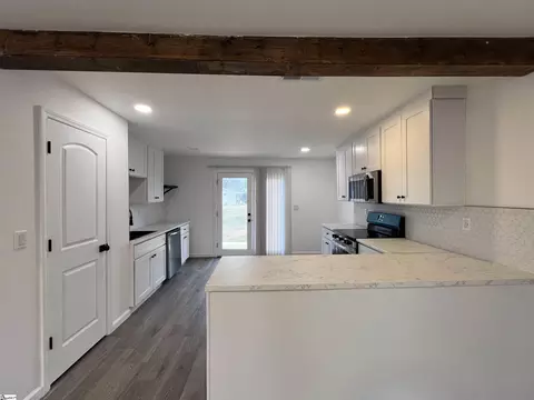 Kitchen - 1 Hawthrone St, Honea Path, SC 29654 photo 1 of 3