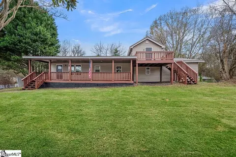 135 Commercial Cir, Westminster, SC 29693