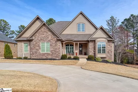 813 Grande Dunes Way, Inman, SC 29349