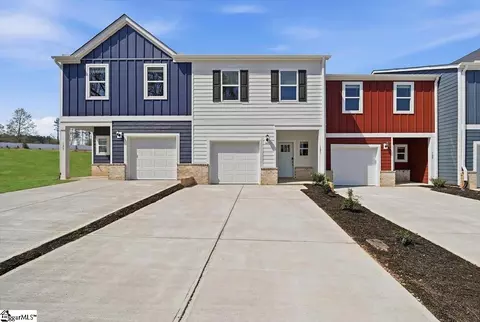 127 Kerwin Ct, Greer, SC 29651