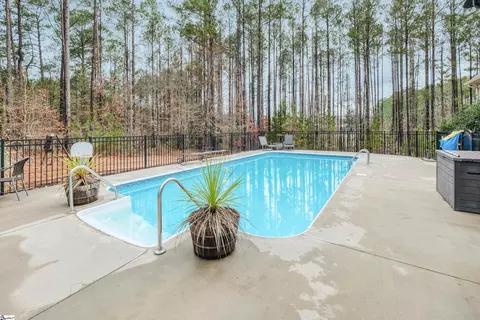 Exterior - 116 Rutledge Ln, Mccormick, SC 29835 photo 6 of 8