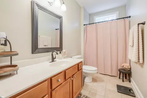 Bath - 116 Rutledge Ln, Mccormick, SC 29835 photo 2 of 3