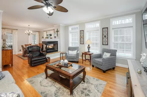 Living - 116 Rutledge Ln, Mccormick, SC 29835 photo 1 of 2