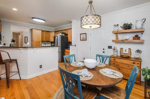 Dining - 116 Rutledge Ln, Mccormick, SC 29835 photo 4 of 4
