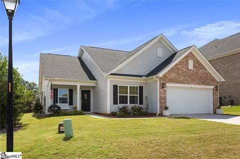 301 Valley Oak Dr, Belton, SC 29627