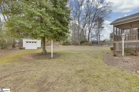 Exterior - 104 Camperdown Ct, Easley, SC 29642 photo 4 of 9