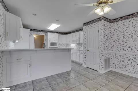 Kitchen - 104 Camperdown Ct, Easley, SC 29642 photo 1 of 9