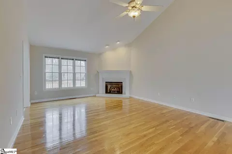 Living - 104 Camperdown Ct, Easley, SC 29642 photo 3 of 5