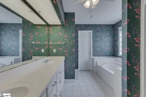 Bath - 104 Camperdown Ct, Easley, SC 29642 photo 2 of 8