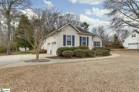 Exterior - 104 Camperdown Ct, Easley, SC 29642 photo 9 of 9