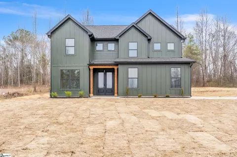 522 Stewart Hill Ct, Taylors, SC 29687