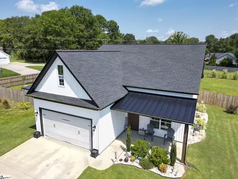 Exterior - 3796 Camp Rd, Greer, SC 29651 photo 2 of 2