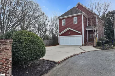 726 Rutherford Rd, Greenville, SC 29609