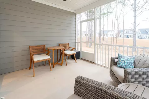 Exterior - 327 Wakelon Dr, Greer, SC 29651 photo 2 of 3