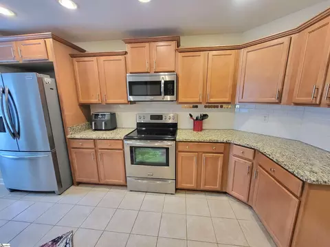 Kitchen - 828 Bishop Ave, Greer, SC 29651 photo 2 of 6
