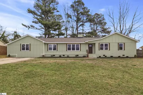 120 Waddell Rd, Greenville, SC 29609