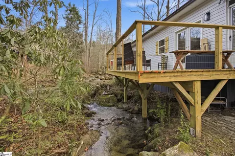 401 Rocky Bottom Rd, Sunset, SC 29685