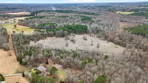 524 Hendricks Rd, Easley, SC 29642 photo 6