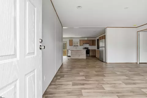 523 Raines Rd, Easley, SC 29640 photo 5