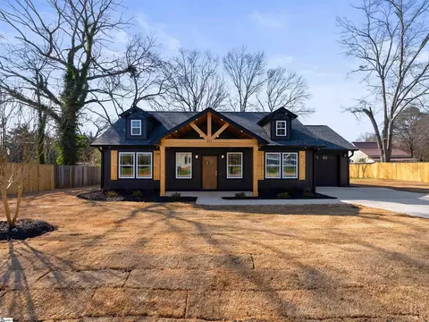 Exterior - 111 W 2nd St, Williamston, SC 29697 photo 5 of 7
