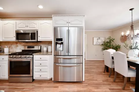 Kitchen - 201 Buckingham Rd, Easley, SC 29640 photo 1 of 2
