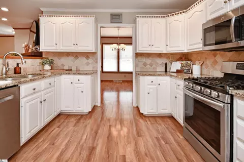 Kitchen - 201 Buckingham Rd, Easley, SC 29640 photo 2 of 2