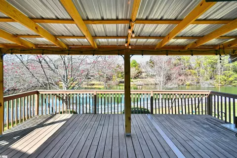 Exterior - 201 Buckingham Rd, Easley, SC 29640 photo 5 of 10